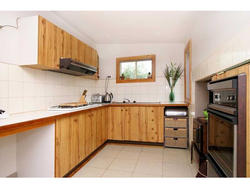 41 McComas Street, Reservoir VIC 3073