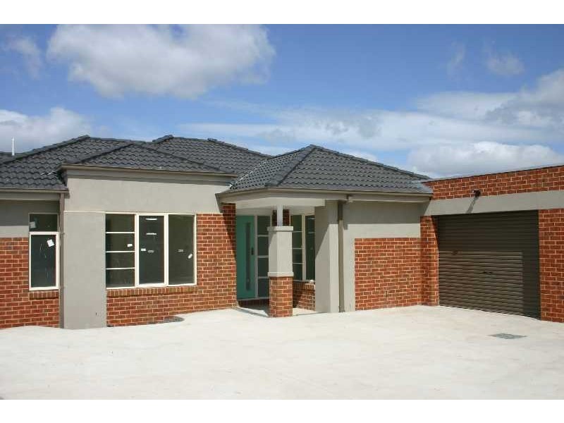 2/48 Darebin Boulevard, Reservoir VIC 3073