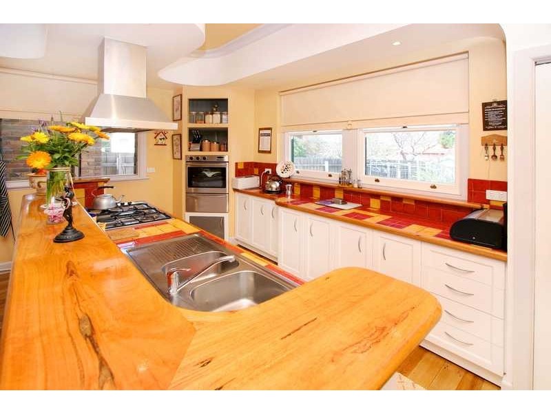 25 Queen Street, Reservoir VIC 3073