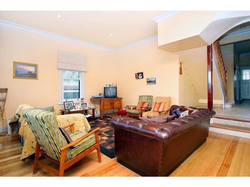 25 Queen Street, Reservoir VIC 3073