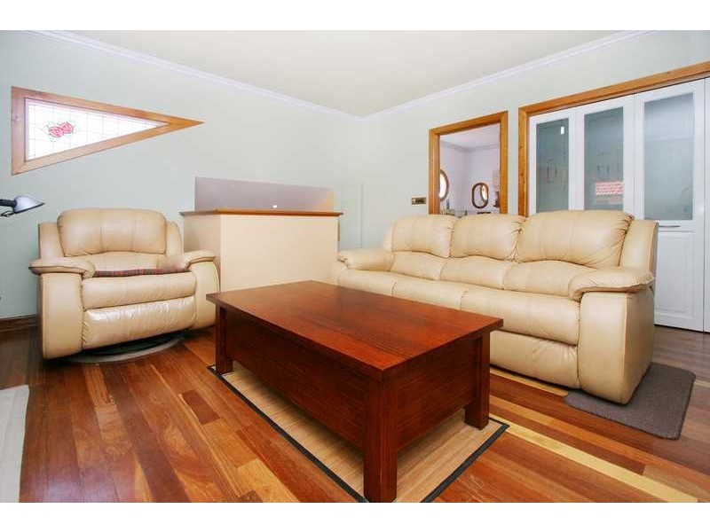 25 Queen Street, Reservoir VIC 3073