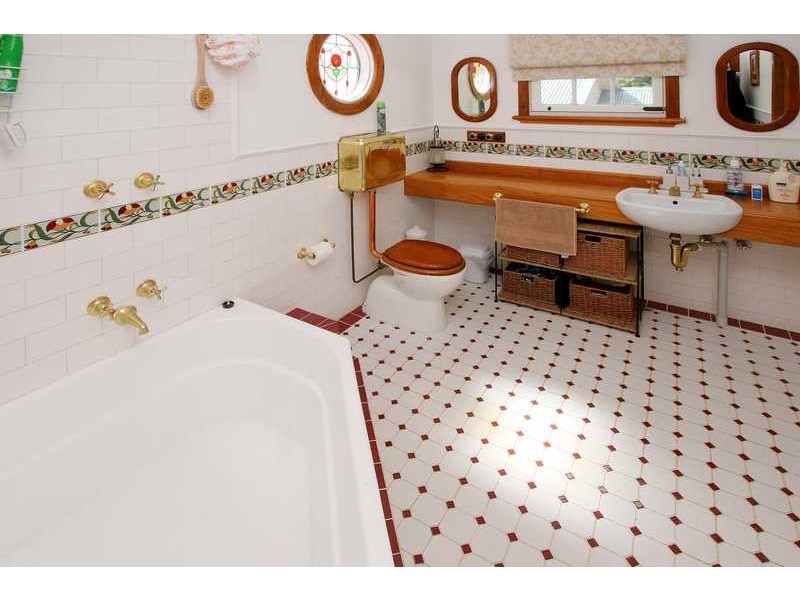 25 Queen Street, Reservoir VIC 3073