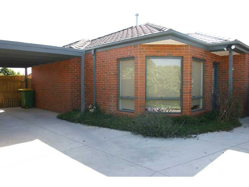 2/49 Orrong Avenue, Reservoir VIC 3073