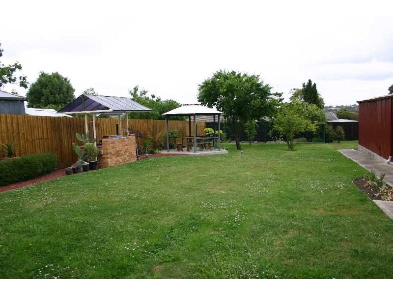 53 St Vigeons Road, Reservoir VIC 3073