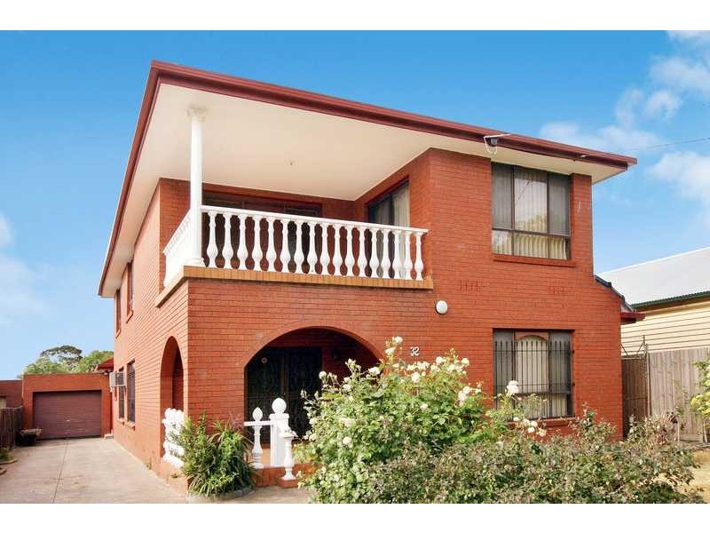 32 Leamington Street, Reservoir VIC 3073