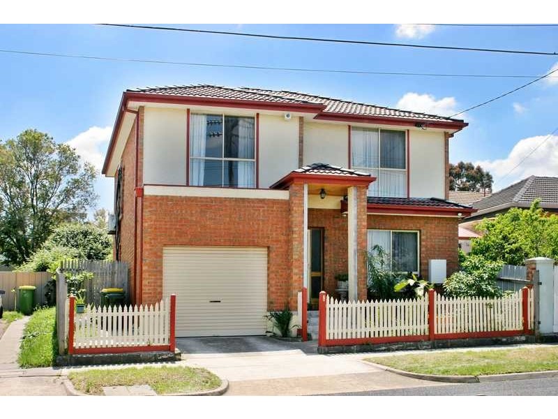 2A Dorrington Avenue, Reservoir VIC 3073