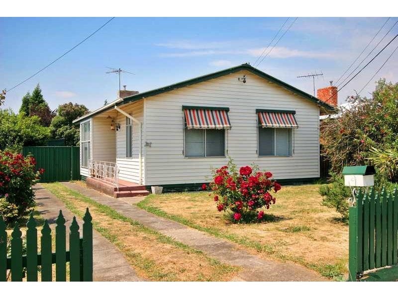 40 Lane Cresent, Reservoir VIC 3073