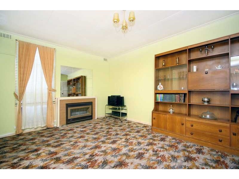 40 Lane Cresent, Reservoir VIC 3073