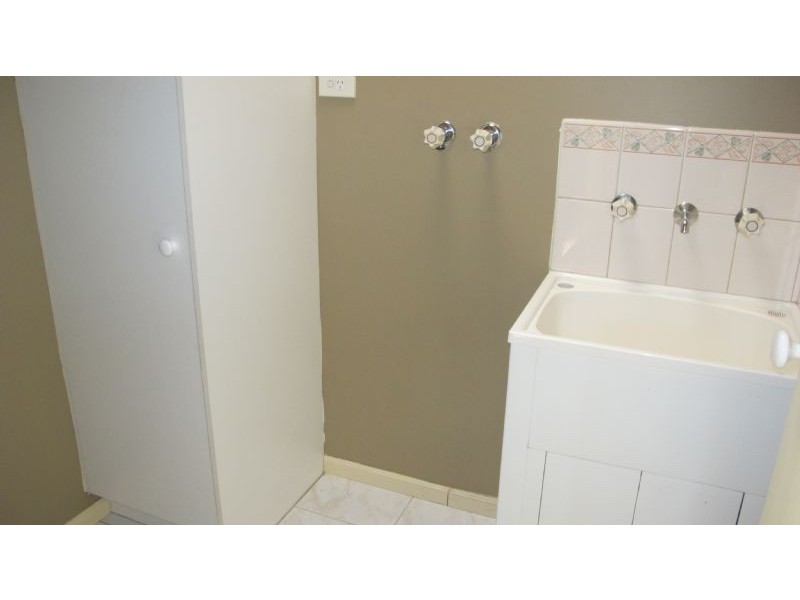 Unit 18/2A Crookston Road, Reservoir VIC 3073