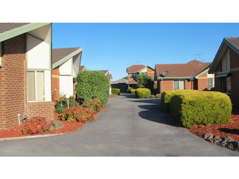 Unit 18/2A Crookston Road, Reservoir VIC 3073