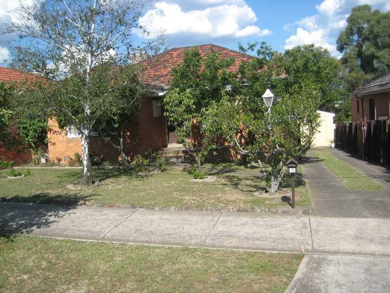 14 Hopetoun Avenue, Reservoir VIC 3073