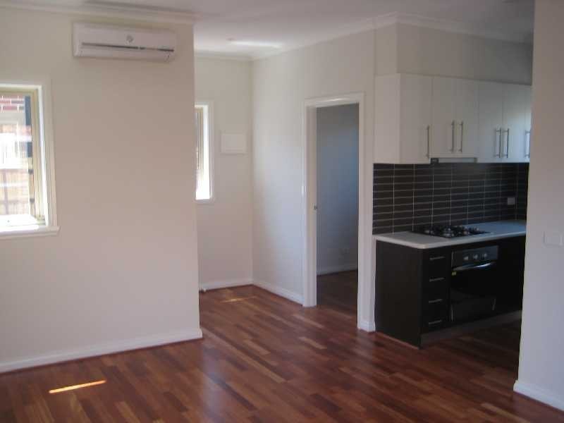 Unit 4/19-21 Haig Street, Reservoir VIC 3073