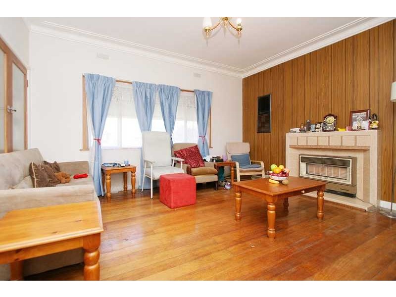 7 McCrae Street, Reservoir VIC 3073