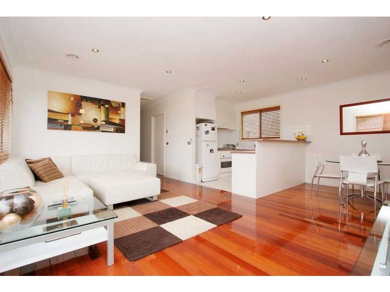 12 Elinda Place, Reservoir VIC 3073