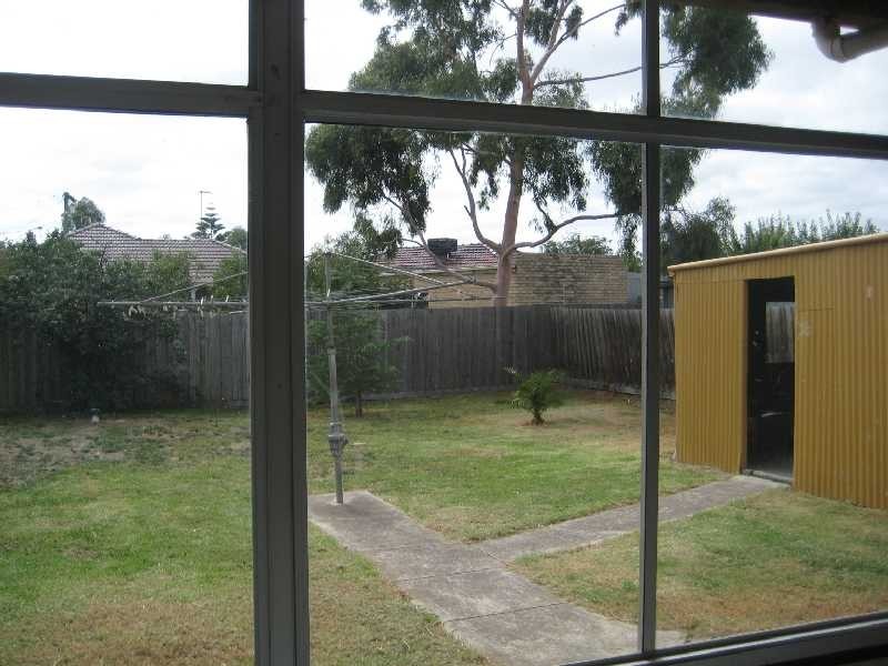 20 Burbank Drive, Reservoir VIC 3073