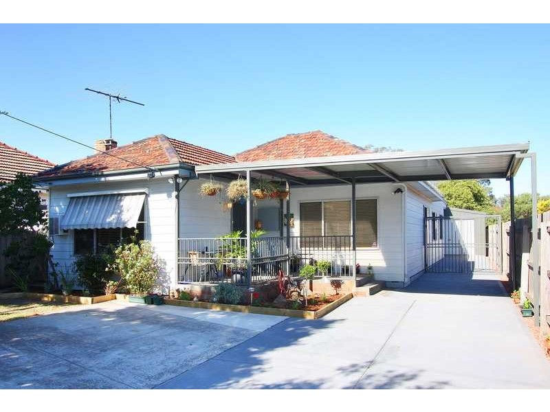 8 McCrae Street, Reservoir VIC 3073