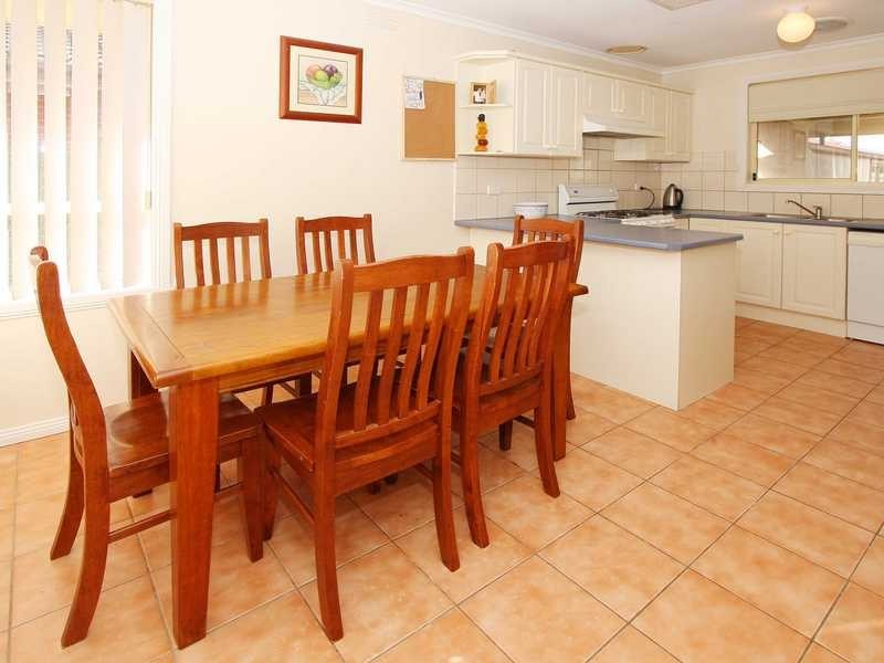 26 Heather Avenue, Thomastown VIC 3074