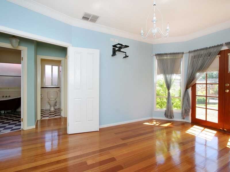 56 Barton Street, Reservoir VIC 3073