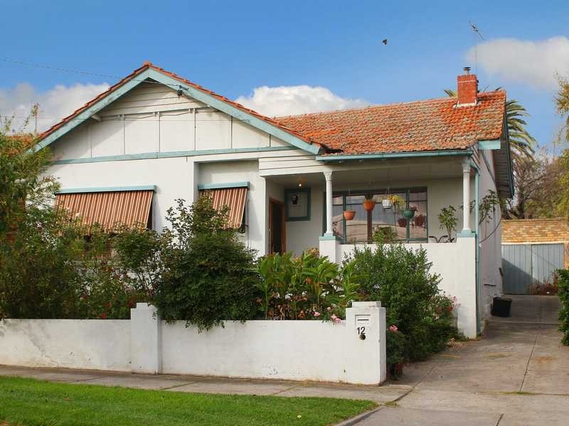 12 Down Street, Reservoir VIC 3073