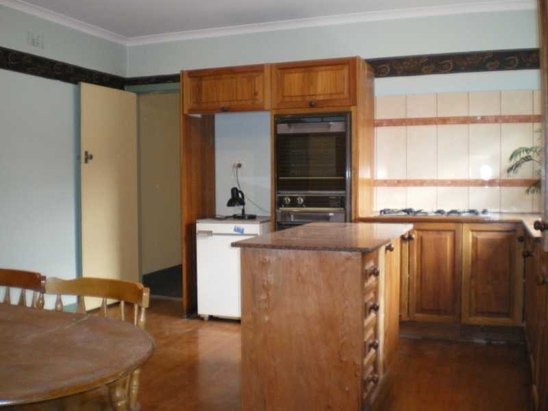 33 Enfield Avenue, Preston VIC 3072