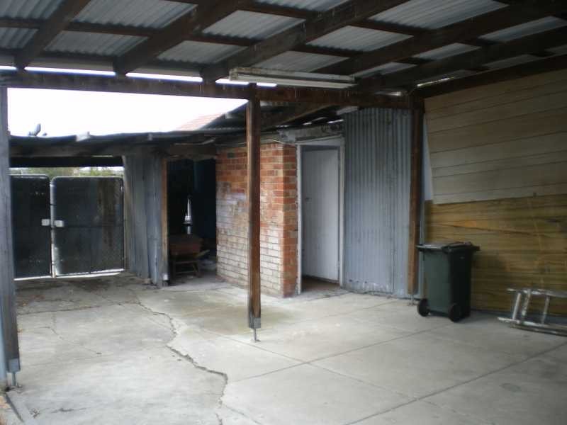 33 Enfield Avenue, Preston VIC 3072