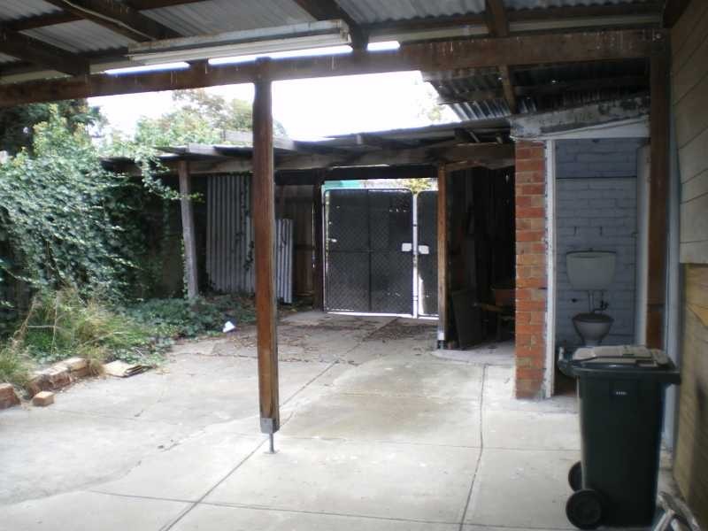 33 Enfield Avenue, Preston VIC 3072