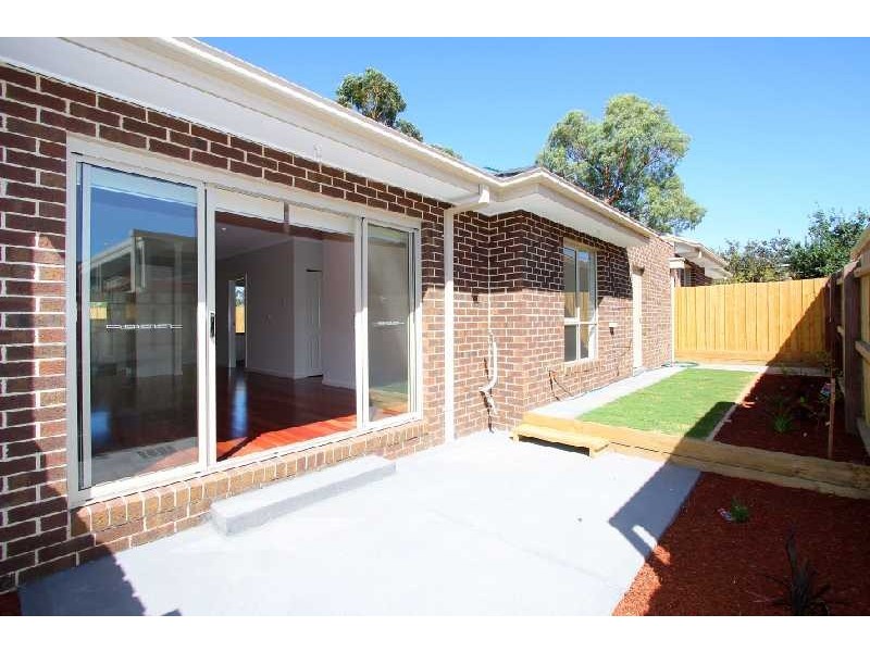 Unit 2/123 Boldrewood Parade, Reservoir VIC 3073