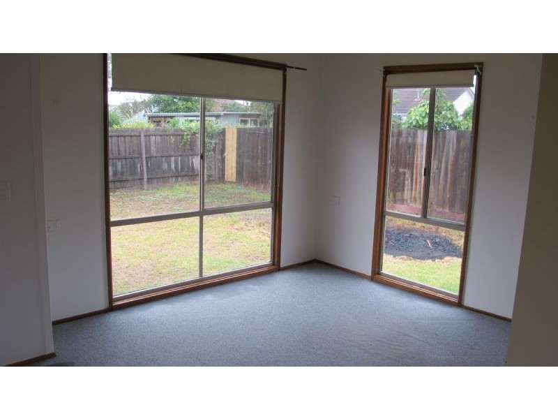 2/23 Lahinch Street, Preston VIC 3072