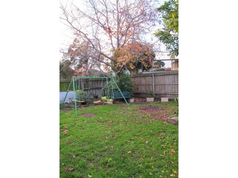 42 Keats Avenue, Kingsbury VIC 3083