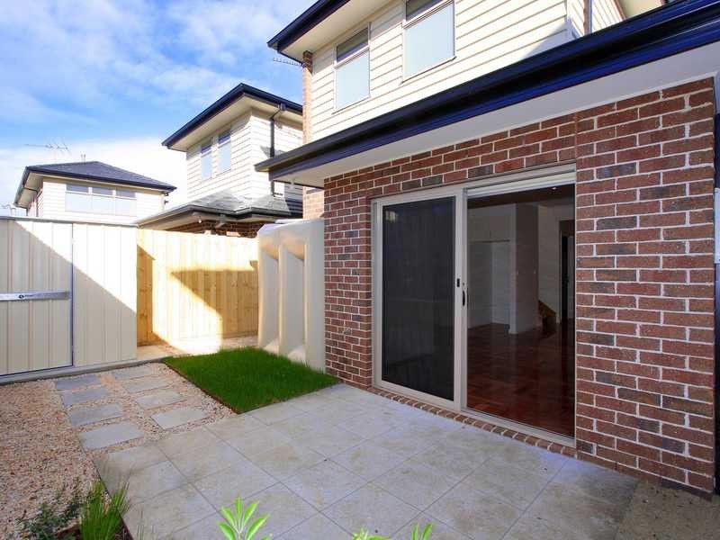 7A Robinson Road, Reservoir VIC 3073