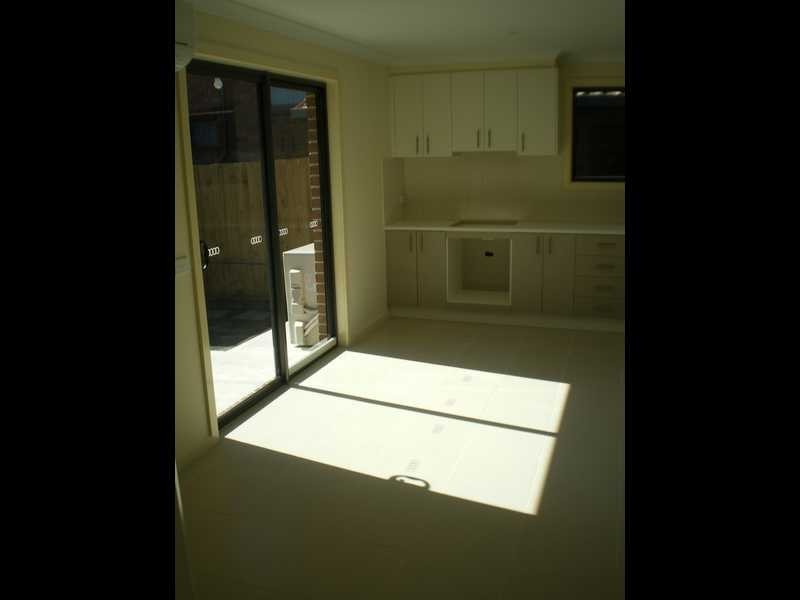 Unit 1/1 Lawson Street, Reservoir VIC 3073