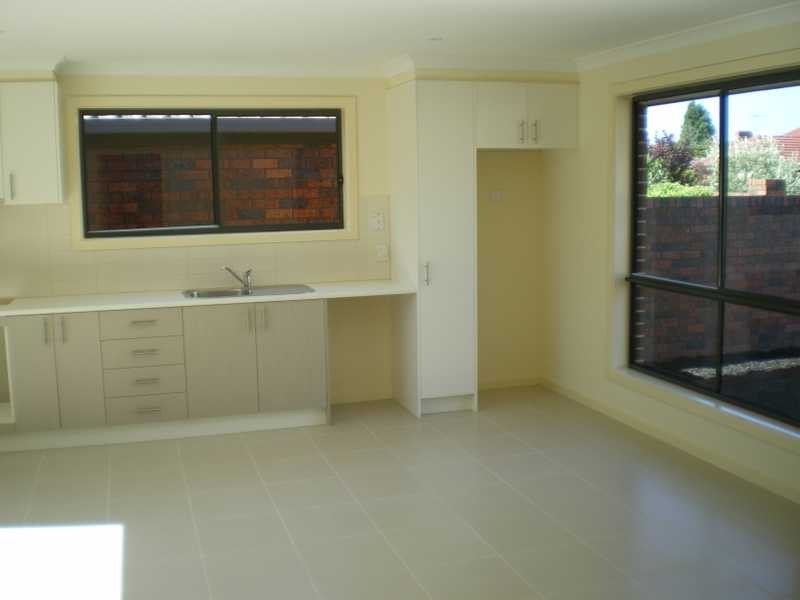 Unit 1/1 Lawson Street, Reservoir VIC 3073