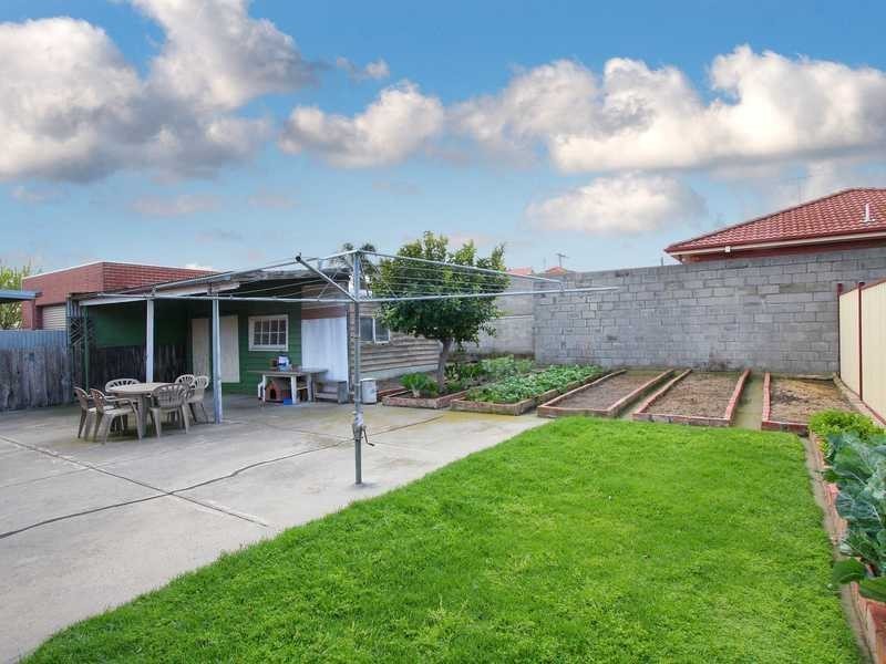 6 Wurruk Avenue, Preston VIC 3072