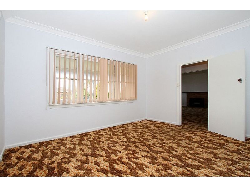 13 Acheron Avenue, Reservoir VIC 3073