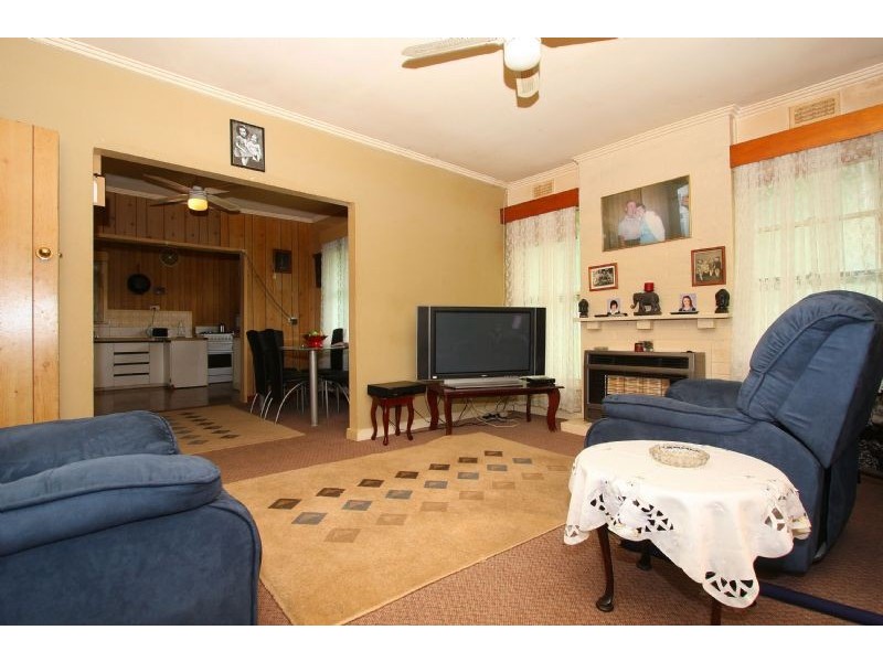 60 Winter Crescent, Reservoir VIC 3073