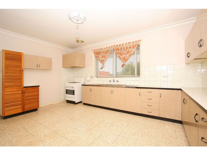 60 Steane Street, Reservoir VIC 3073