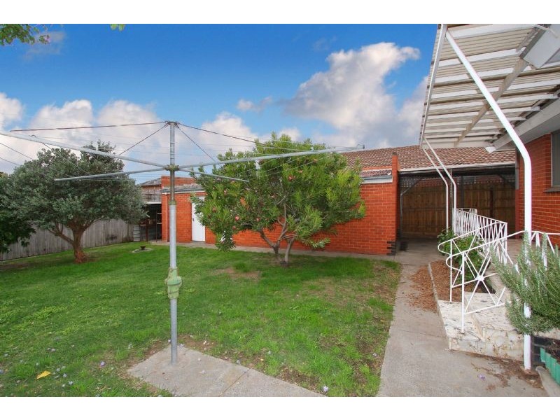 60 Steane Street, Reservoir VIC 3073