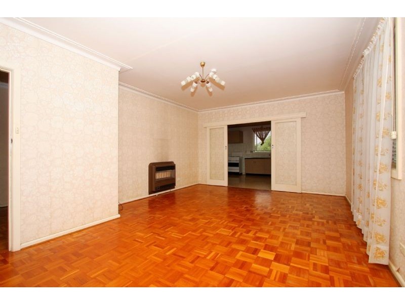 60 Steane Street, Reservoir VIC 3073