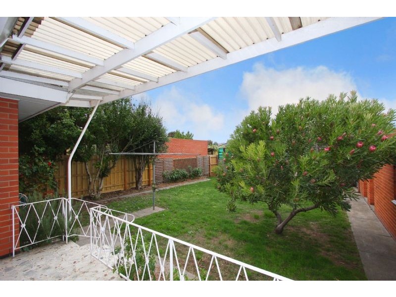 60 Steane Street, Reservoir VIC 3073