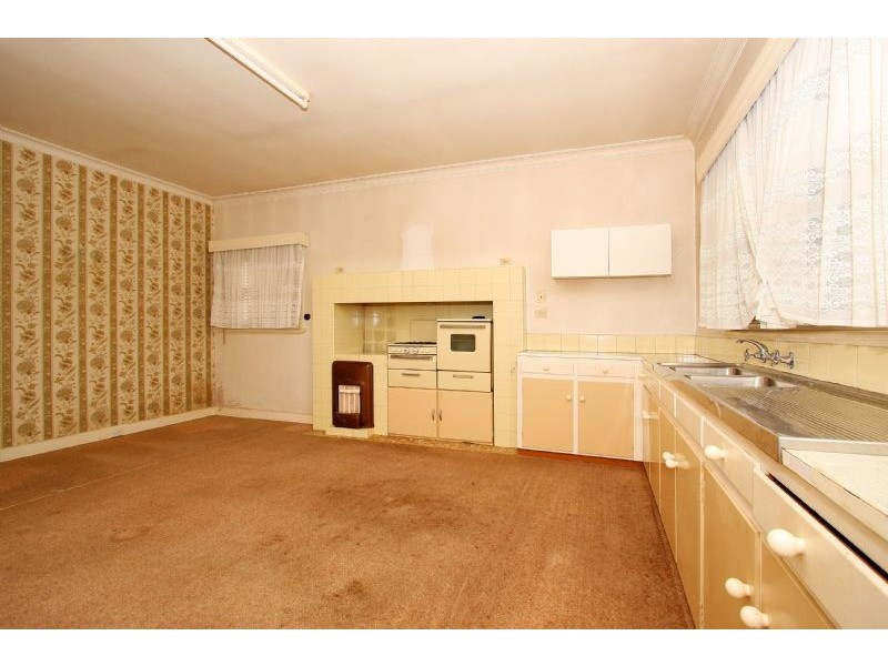 223 Broadway, Reservoir VIC 3073
