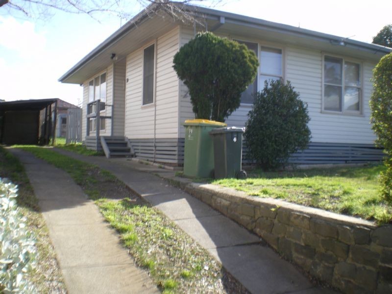 39 Boldrewood Parade, Reservoir VIC 3073