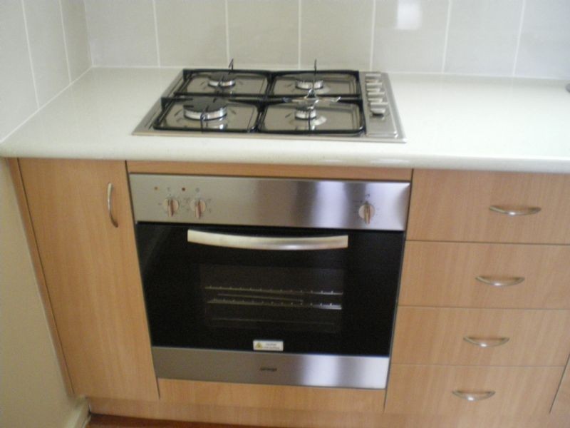 39 Boldrewood Parade, Reservoir VIC 3073