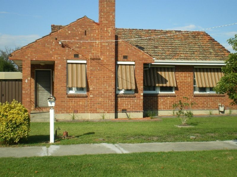 4 Clinnick Street, Reservoir VIC 3073