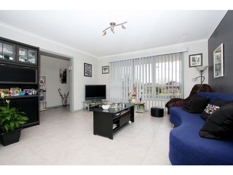 88 Bickley Avenue, Thomastown VIC 3074