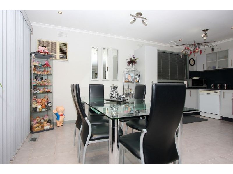 88 Bickley Avenue, Thomastown VIC 3074