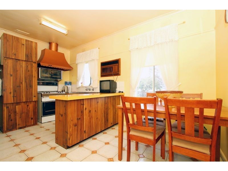 108 Albert Street, Preston VIC 3072