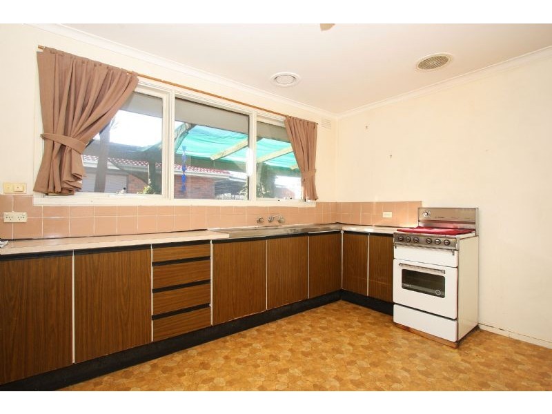 86 Dalton Road, Thomastown VIC 3074