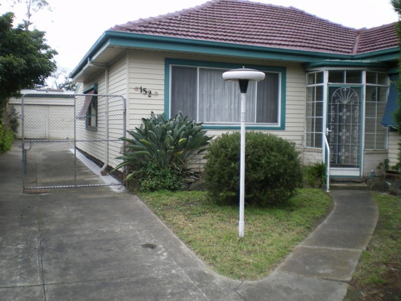 152 Purinuan Road, Reservoir VIC 3073