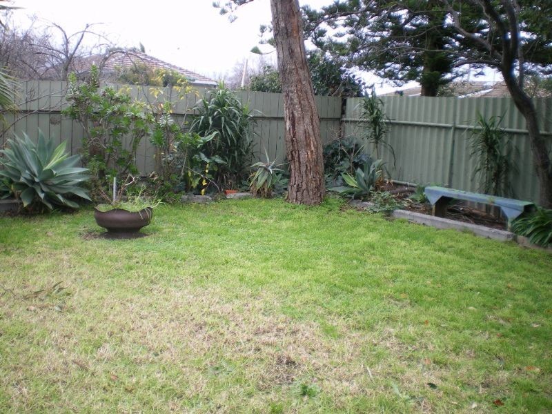 152 Purinuan Road, Reservoir VIC 3073