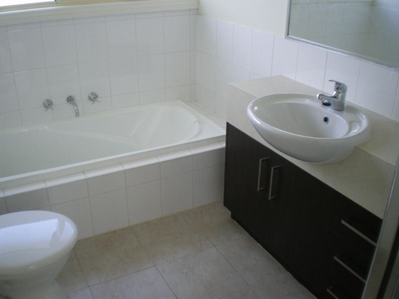 3/104 Tunaley Parade, Reservoir VIC 3073